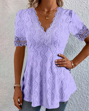 Blouse Dentelle Col En V Découpée