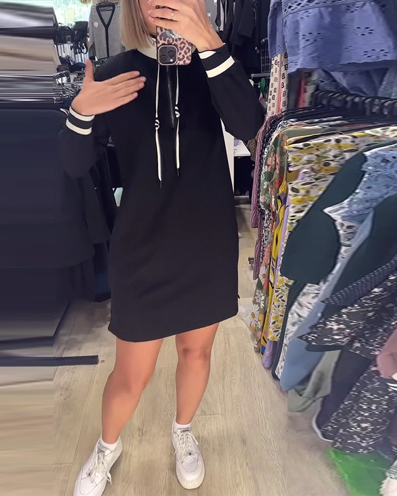 Robe décontractée à col montant et manches longues avec cordon de serrage