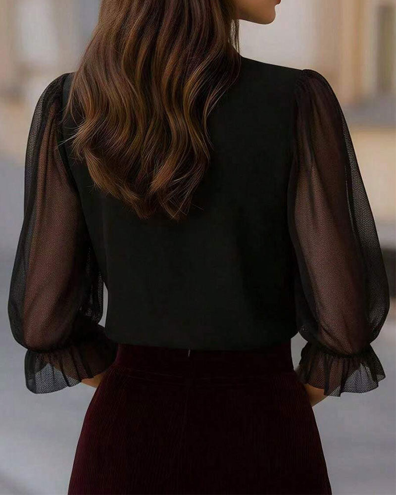 Blouse Col V Bouton Unie