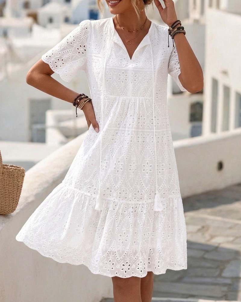Robe Ajourée Manches Courtes