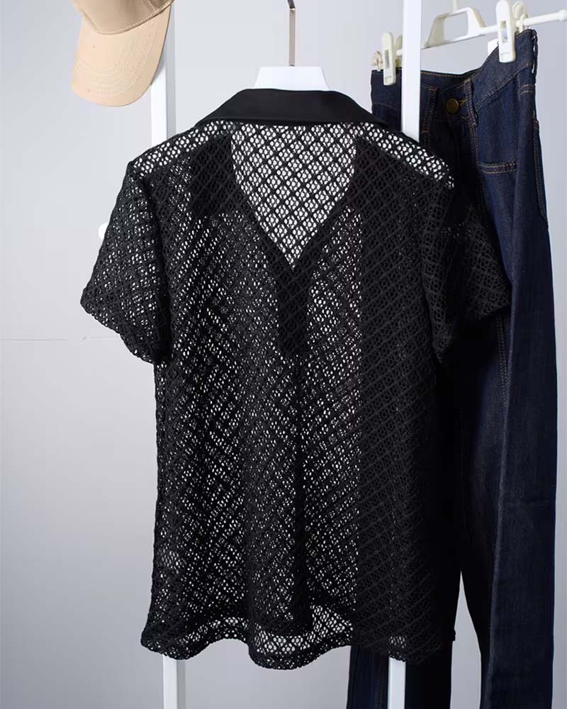 Pullover Unie Avec Col De Chemise Et Découpe