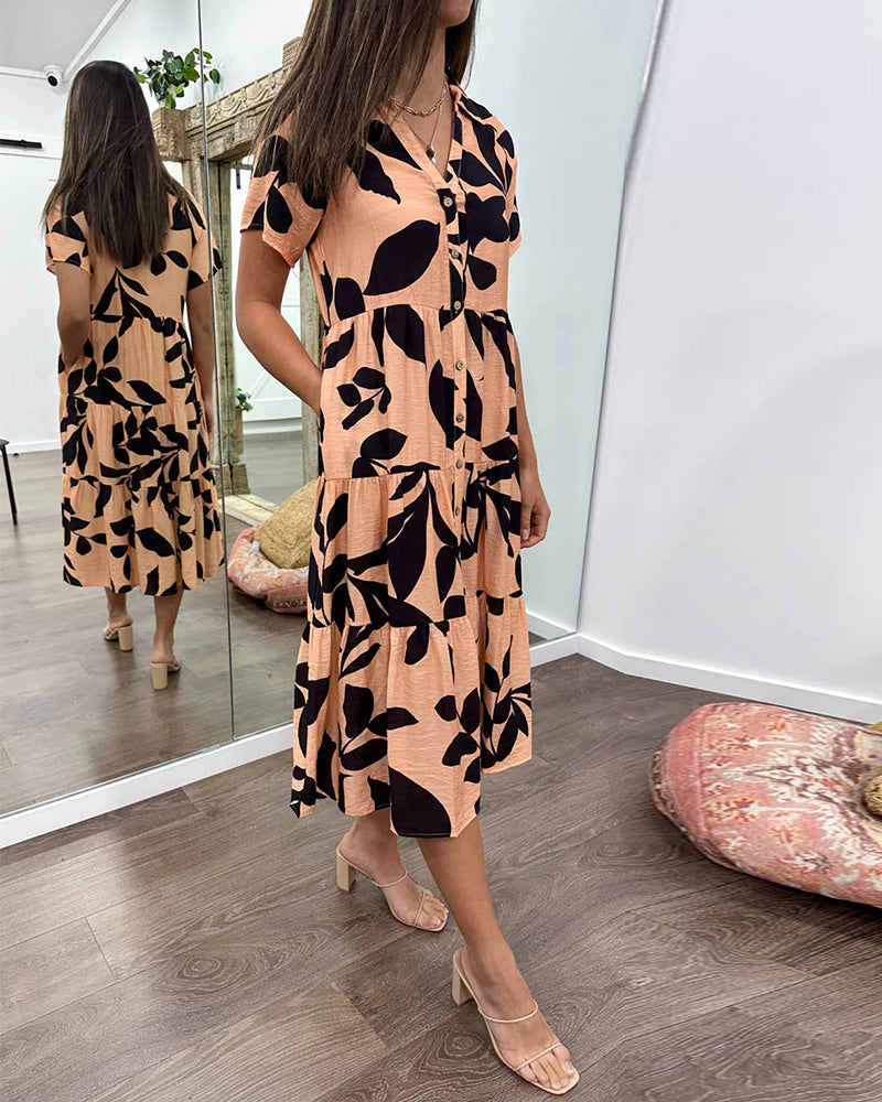 Robe avec poches et revers et imprimé