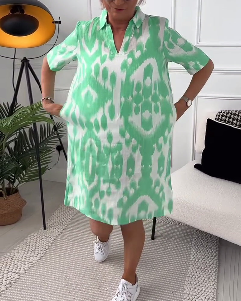 Robe imprimée à manches courtes et revers