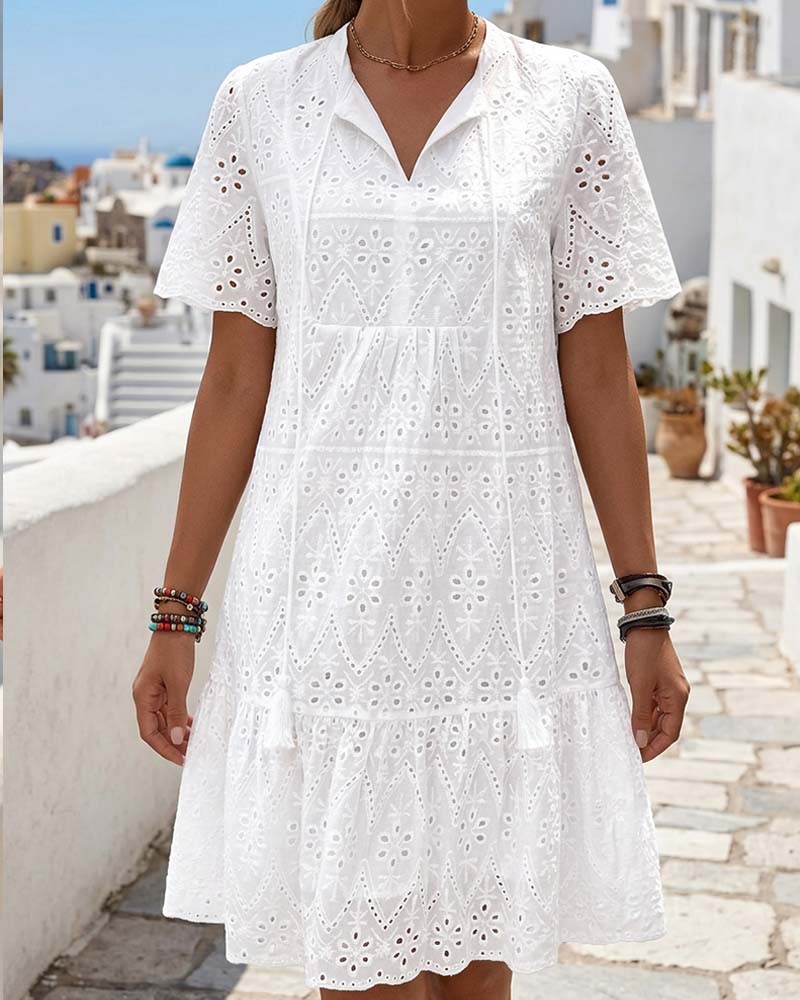 Robe Ajourée Manches Courtes