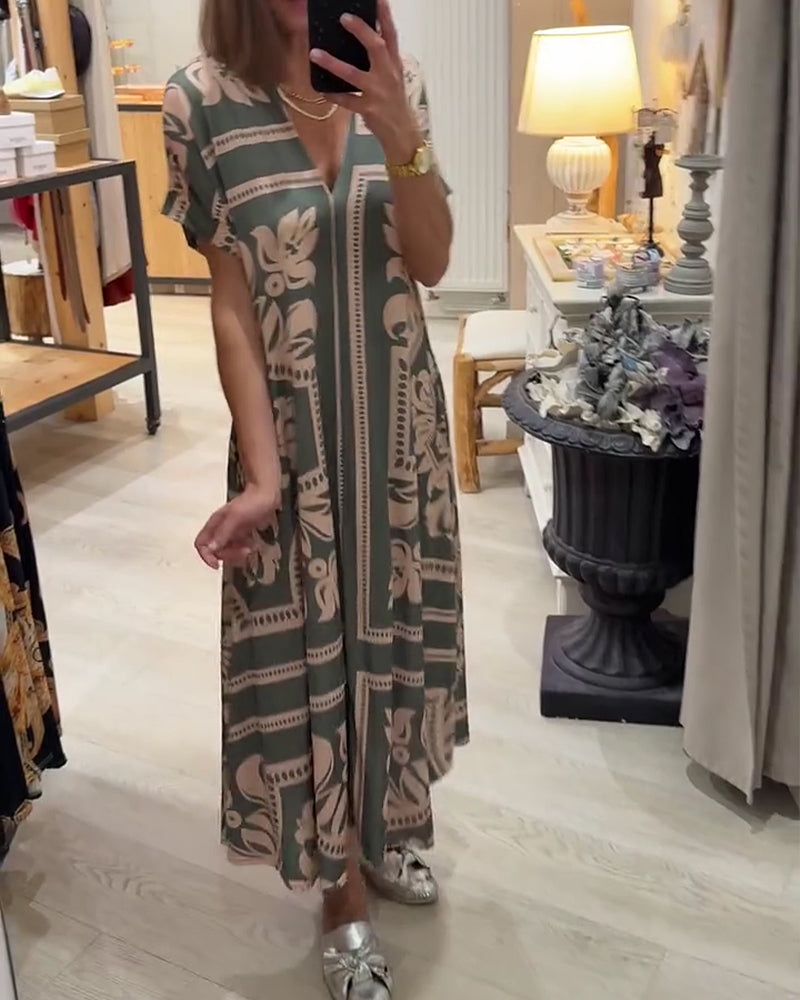 Robe Col En V Jupe Ample Manches Courtes