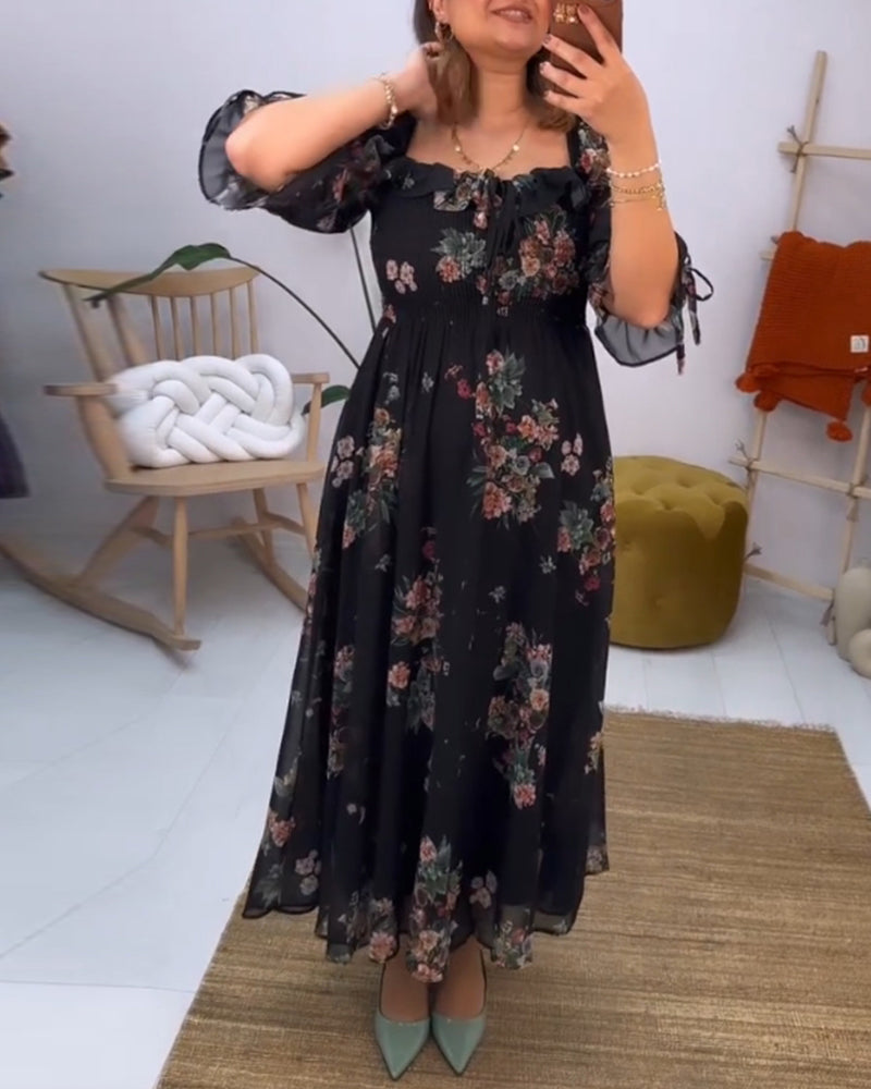 Robe élégante à col carré et imprimé floral