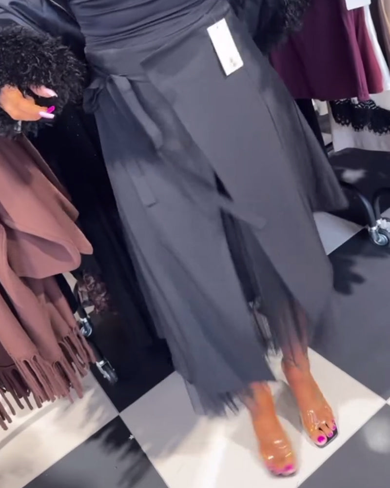 Jupe Pleine De Caractère Et À La Mode