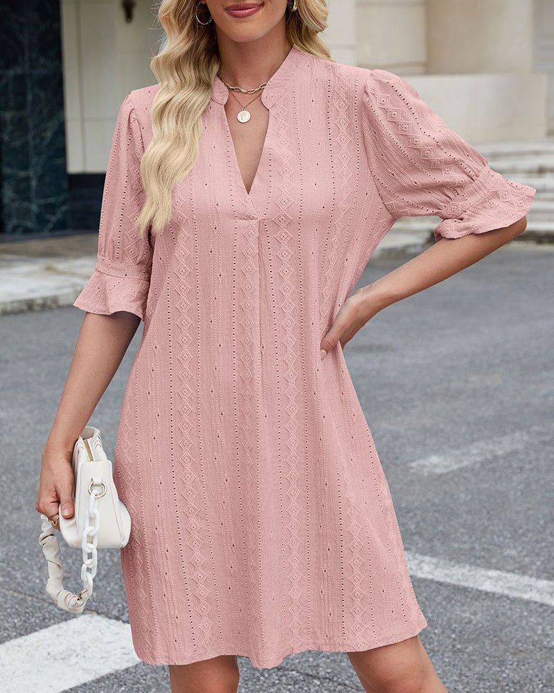 Robe Unie à Col en V