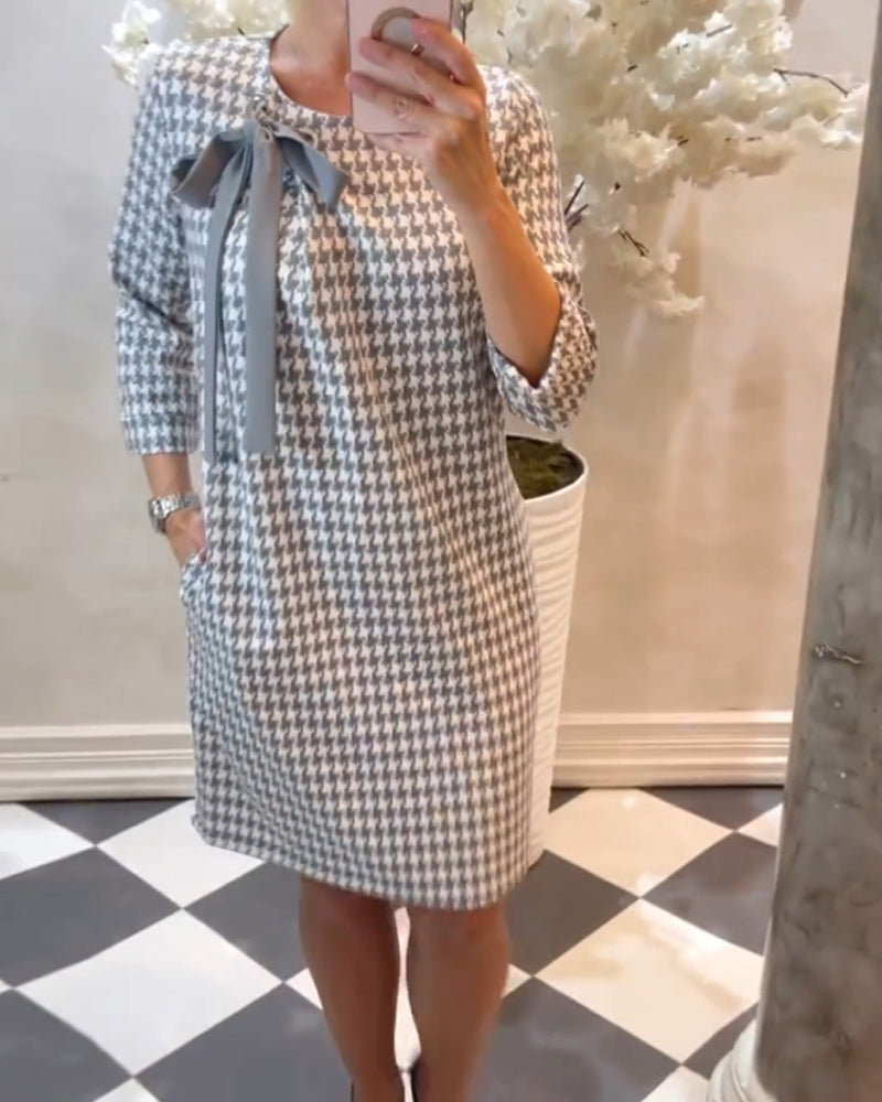 Robe au style élégant et motif pied-de-poule