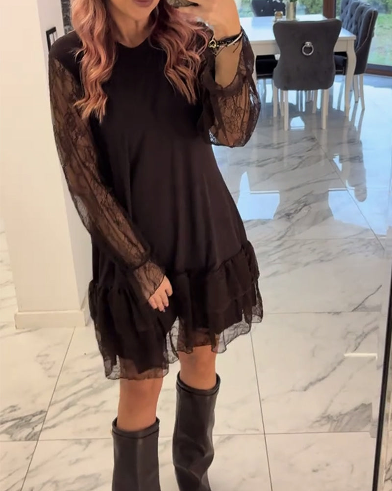 Robe élégante en dentelle unie