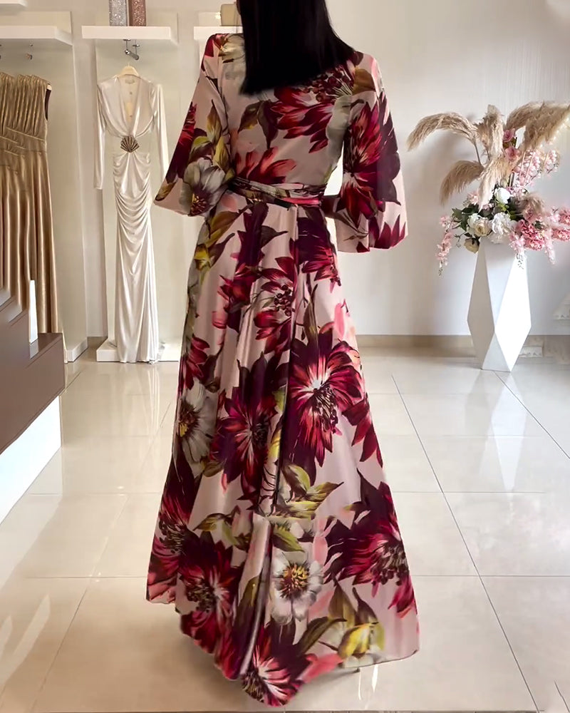 Robe à lacets et manches trois-quarts à imprimé floral