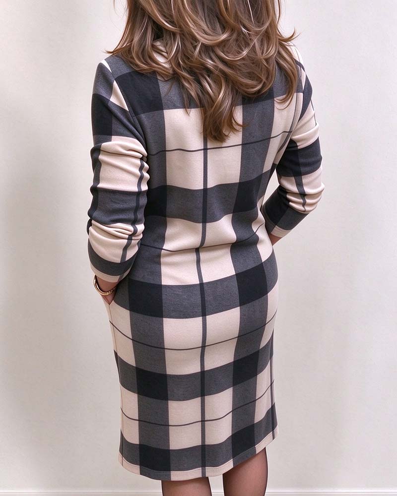 Robe À Carreaux Col Roulé Slim Fit