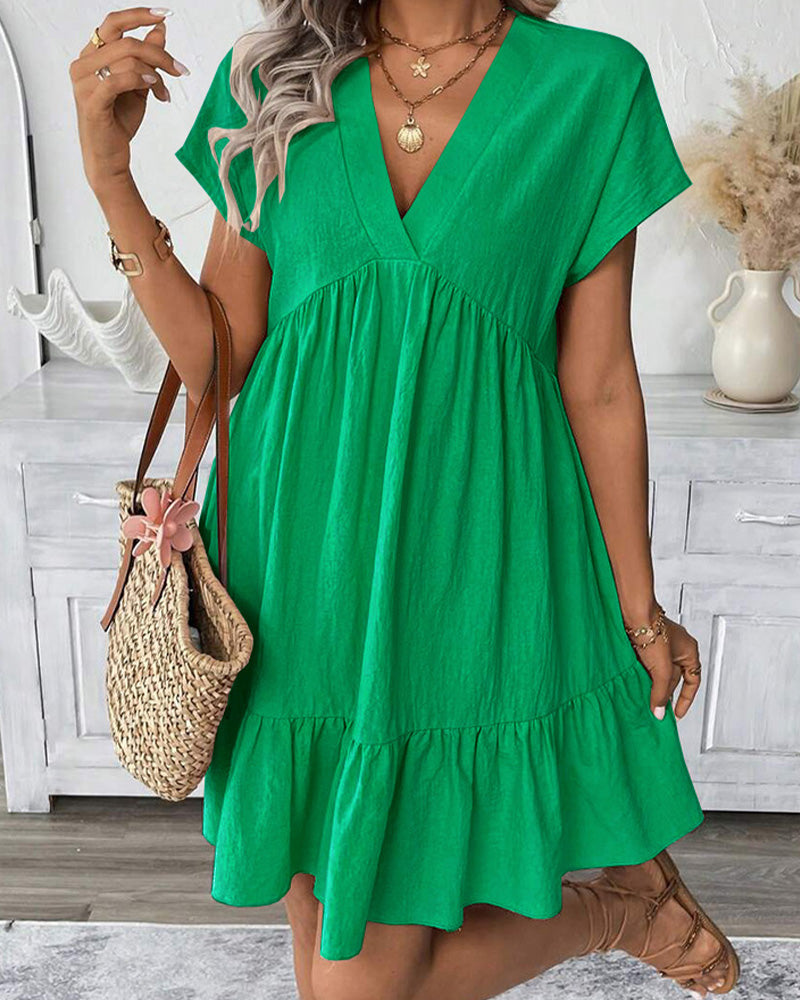 Robe Unie Col-V Volant-Garni