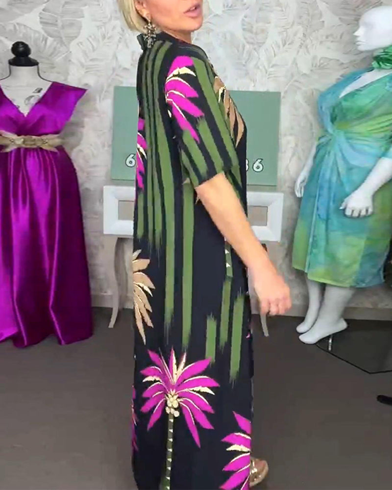 Robe ample décontractée à manches courtes et fente à imprimé feuilles