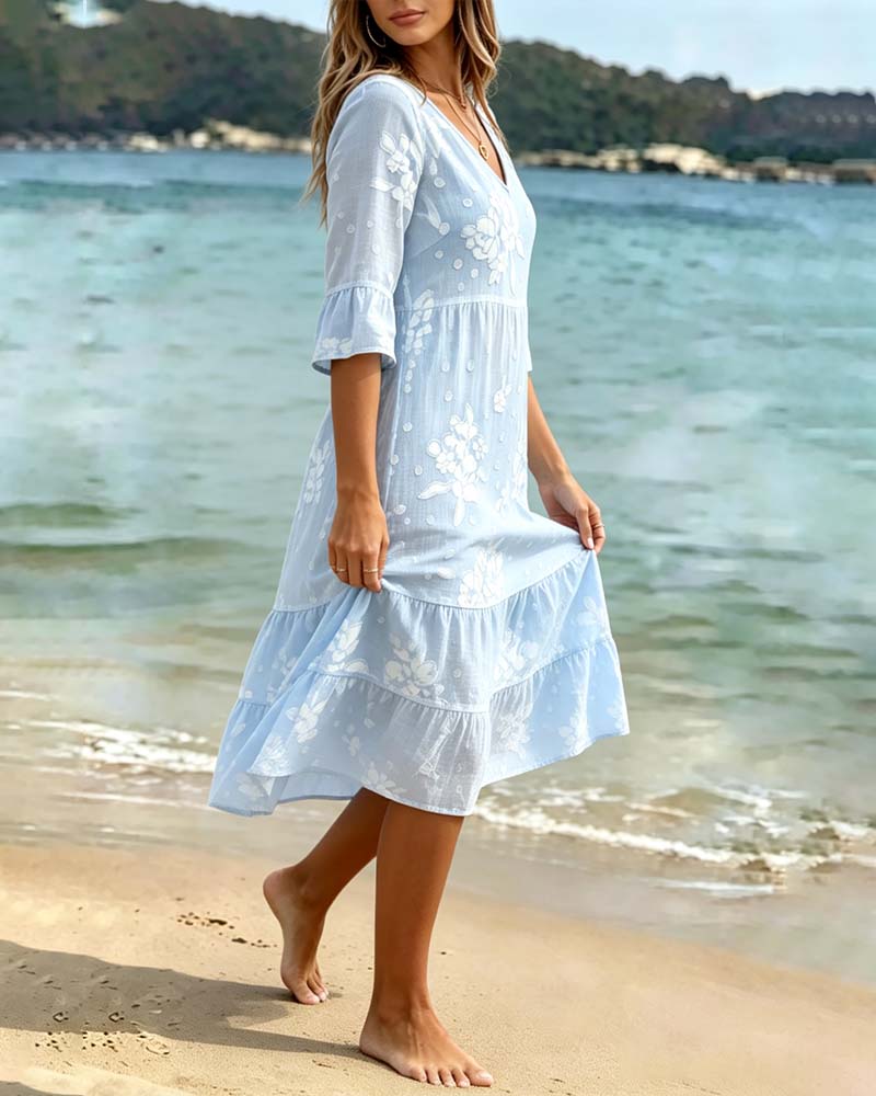 Robe Fleurie Col V Demi-Manches