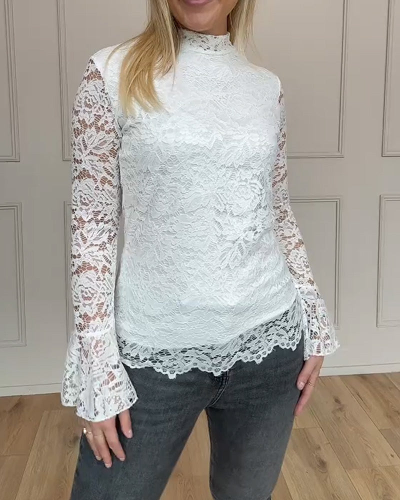 Top Avec Design à Manches Cloches, Tissu En Dentelle Et Ambiance Féminine