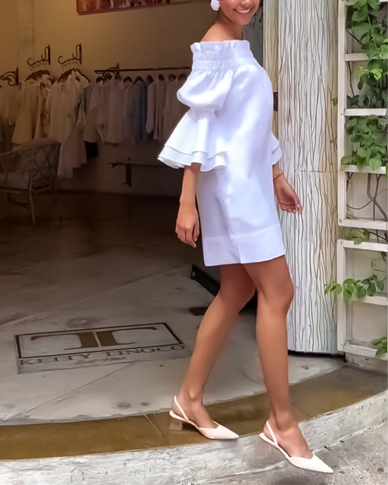 Robe asymétrique à manches évasées