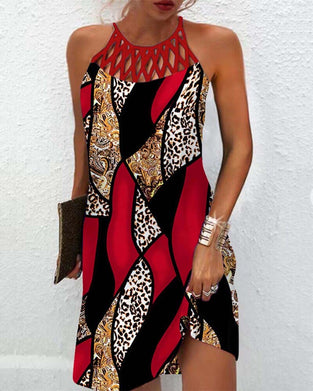 Robe creuse sans manches de couleur contrastée