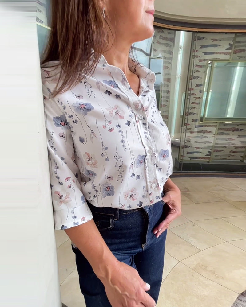 Chemise élégante à manches trois-quarts à revers et imprimé floral
