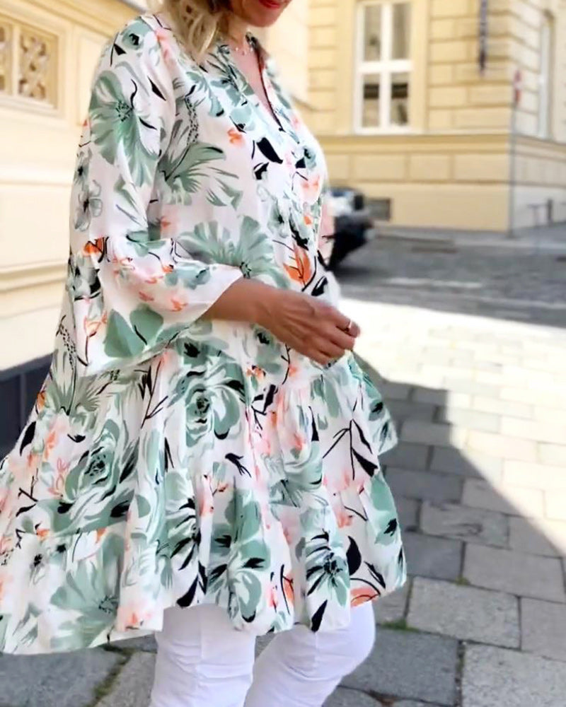 Blouse élégante fleurie col V
