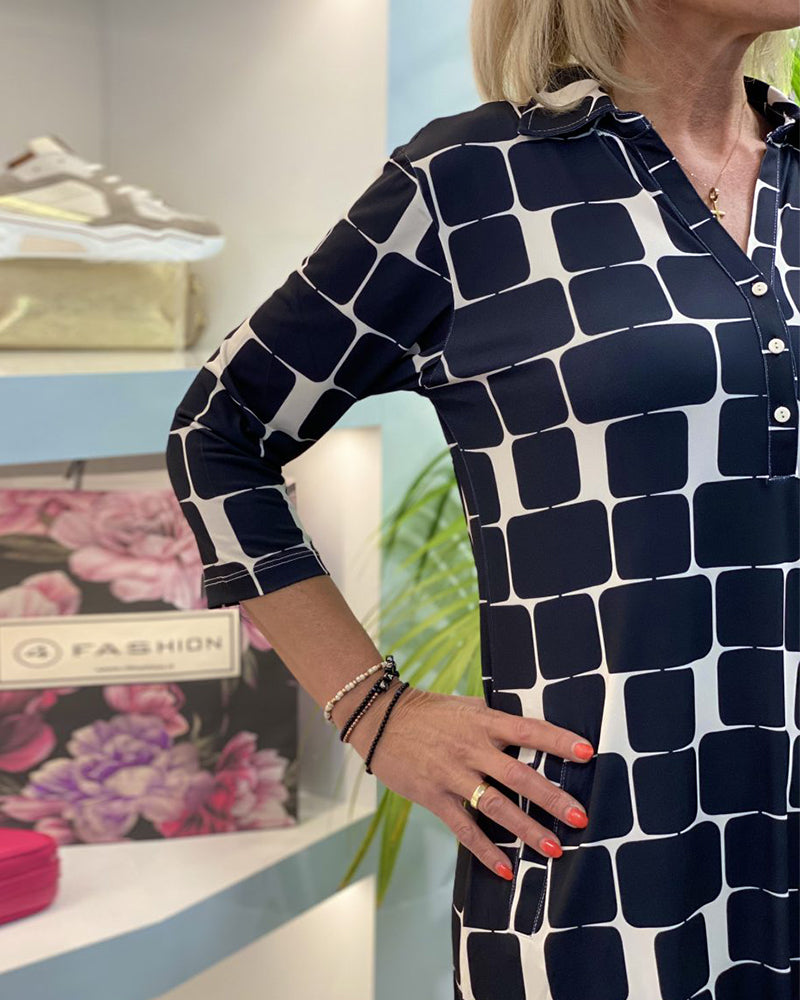 Robe à col rabattu avec imprimé écossais