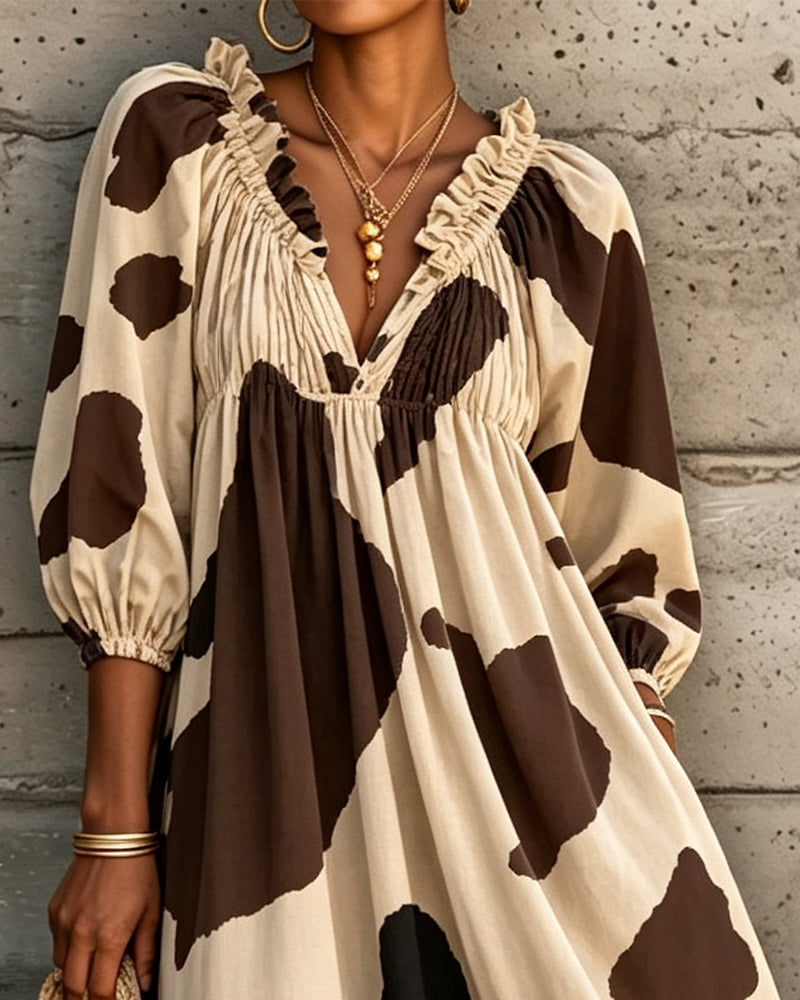 Robe Froncé Col V Volant