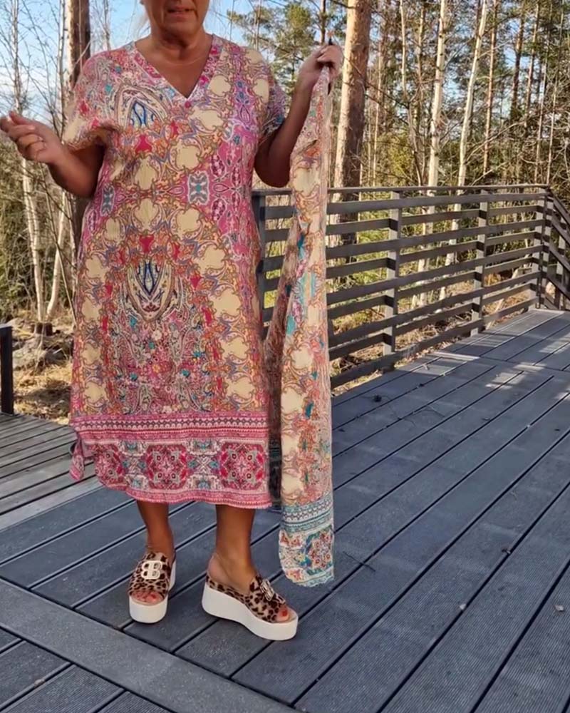 Robe Col En V Manches Courtes Imprimée Droite