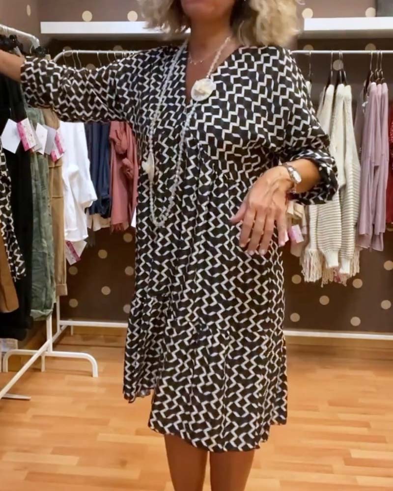 Robe décontractée à col en V et imprimé géométrique