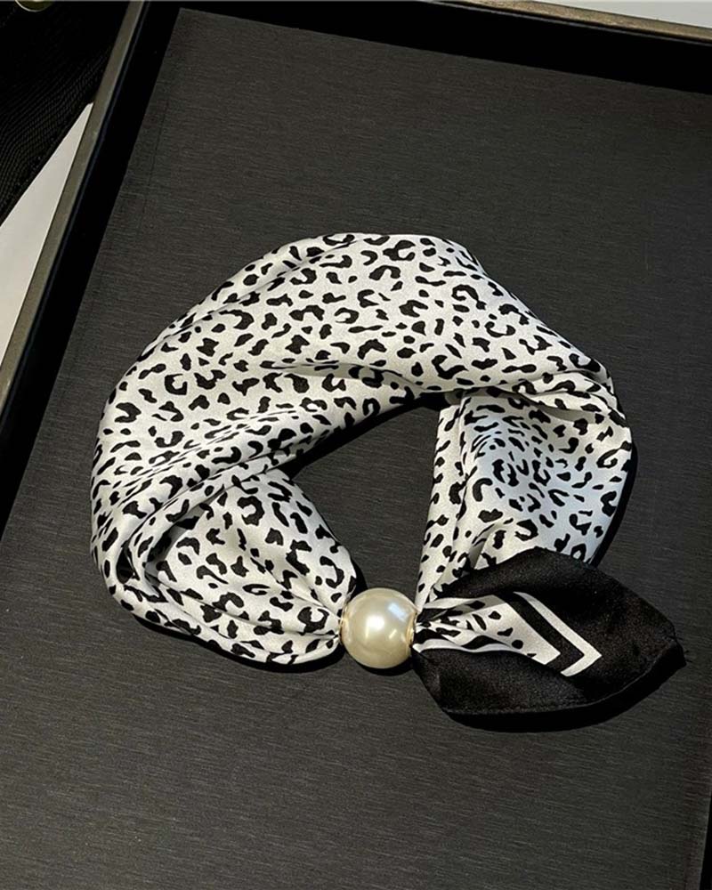 Glamour Sans Effort: Écharpe Collier De Perles 🧣