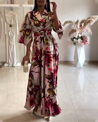 Robe à lacets et manches trois-quarts à imprimé floral