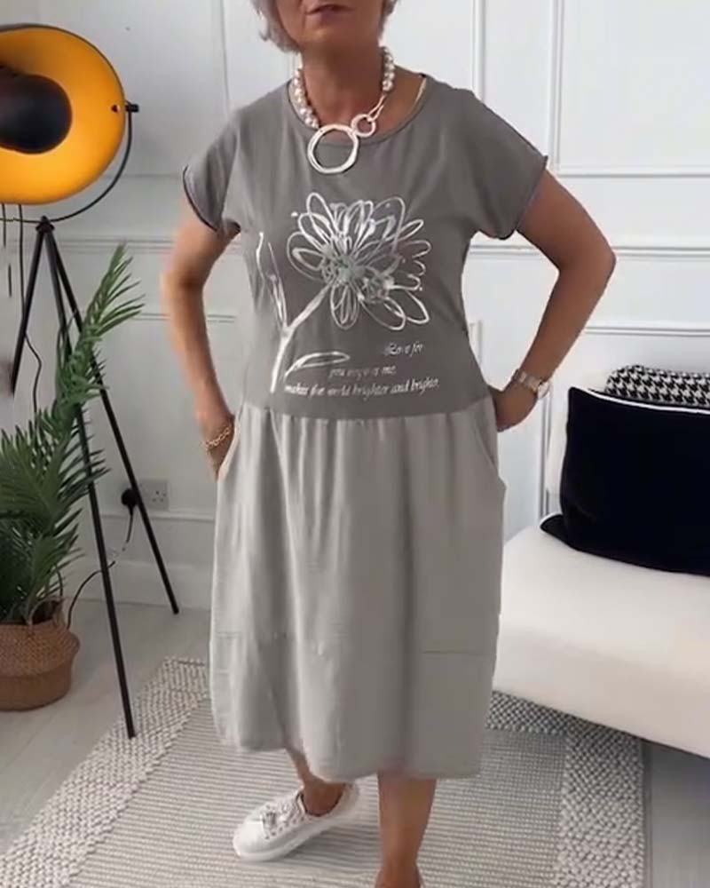 Robe imprimée à col rond et manches courtes
