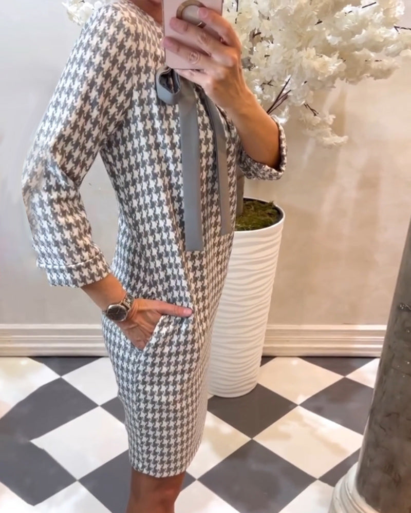 Robe au style élégant et motif pied-de-poule
