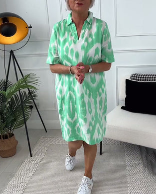Robe imprimée à manches courtes et revers