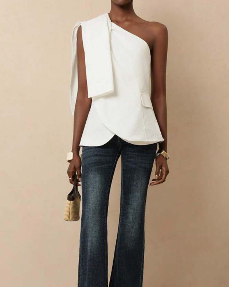 Blouse Off-Épaule Croix Attache Design