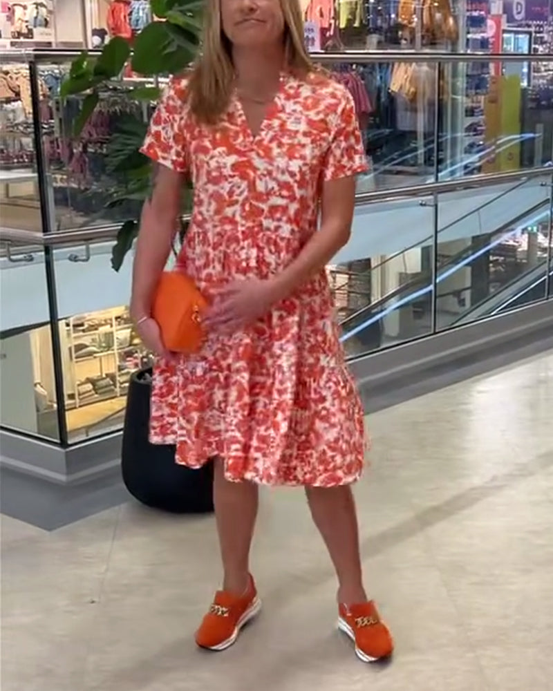 Robe midi à fleurs à manches courtes