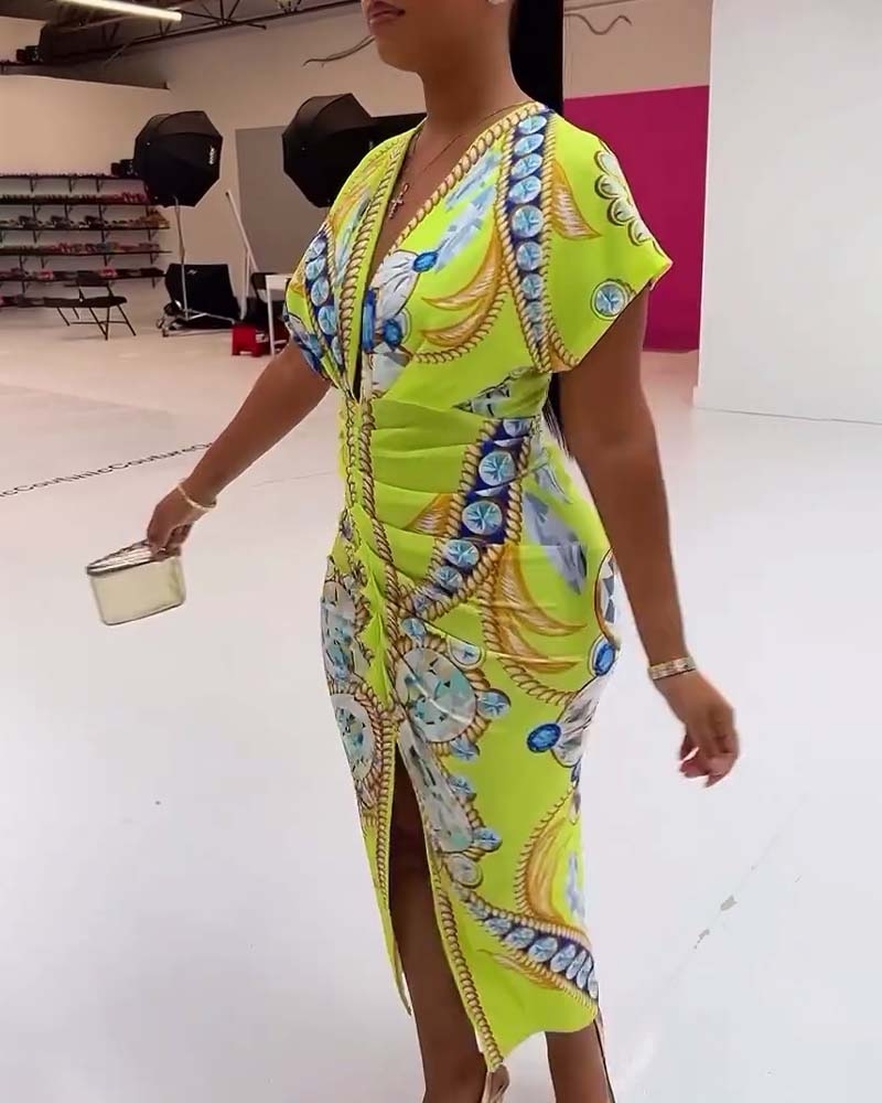 Robe imprimée à taille fendue en V profond