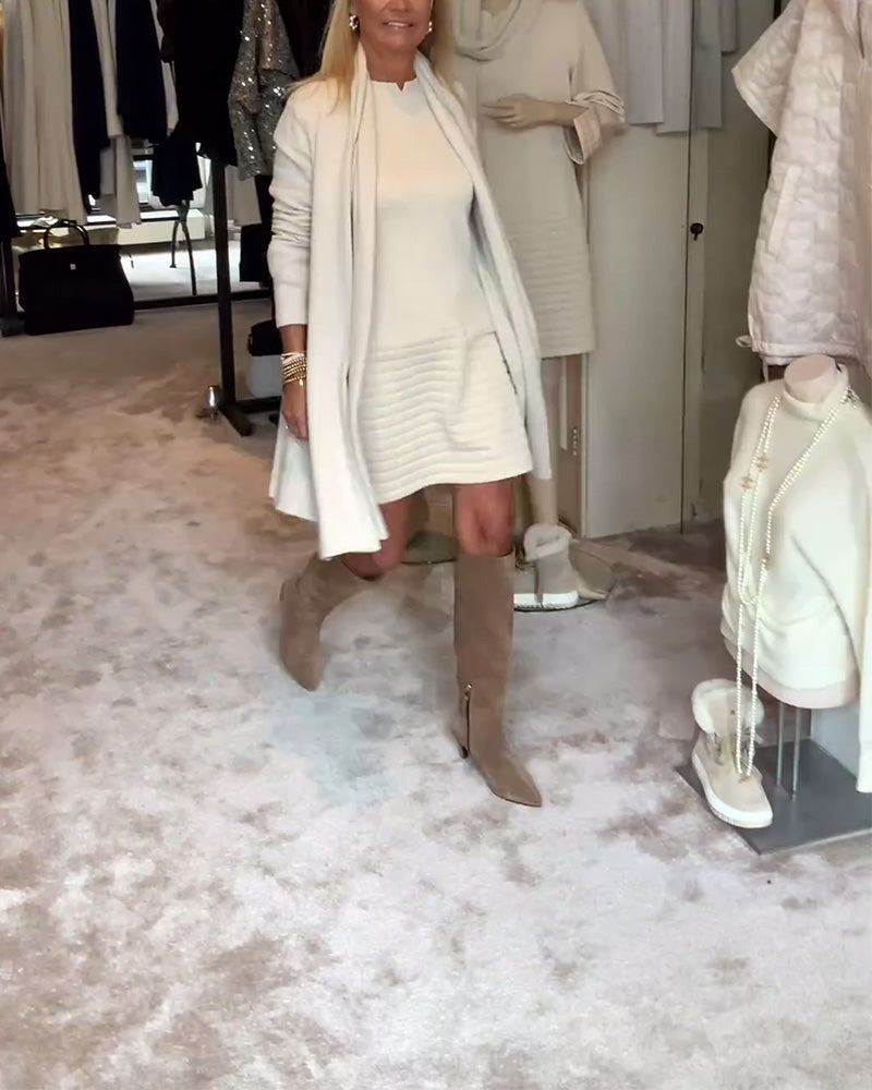 Robe pull simple et élégante de couleur unie