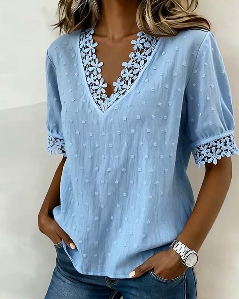 Blouse Dentelle Col En V 3D Fleuri Unie