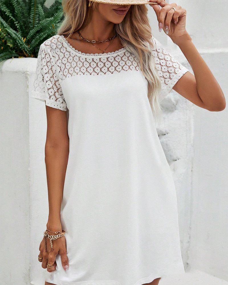 Robe patchwork à col rond et à dos en V