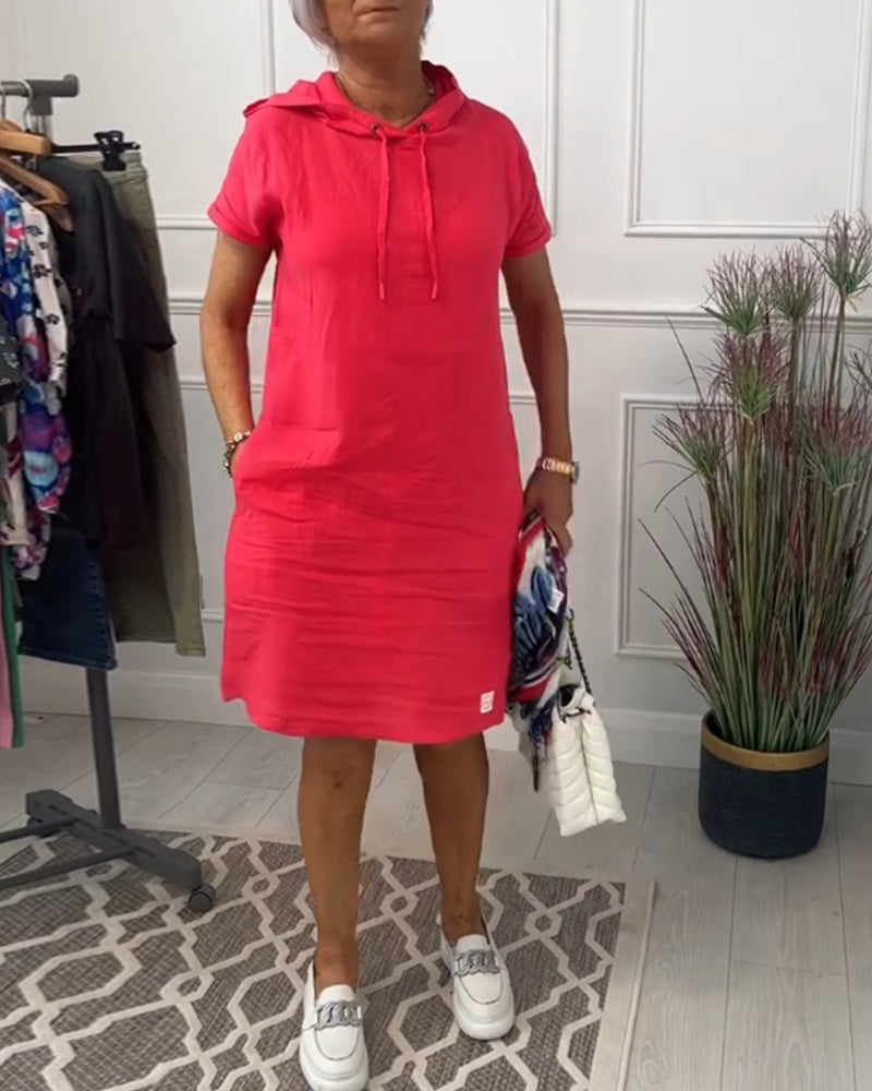 Robe décontractée à capuche et manches courtes