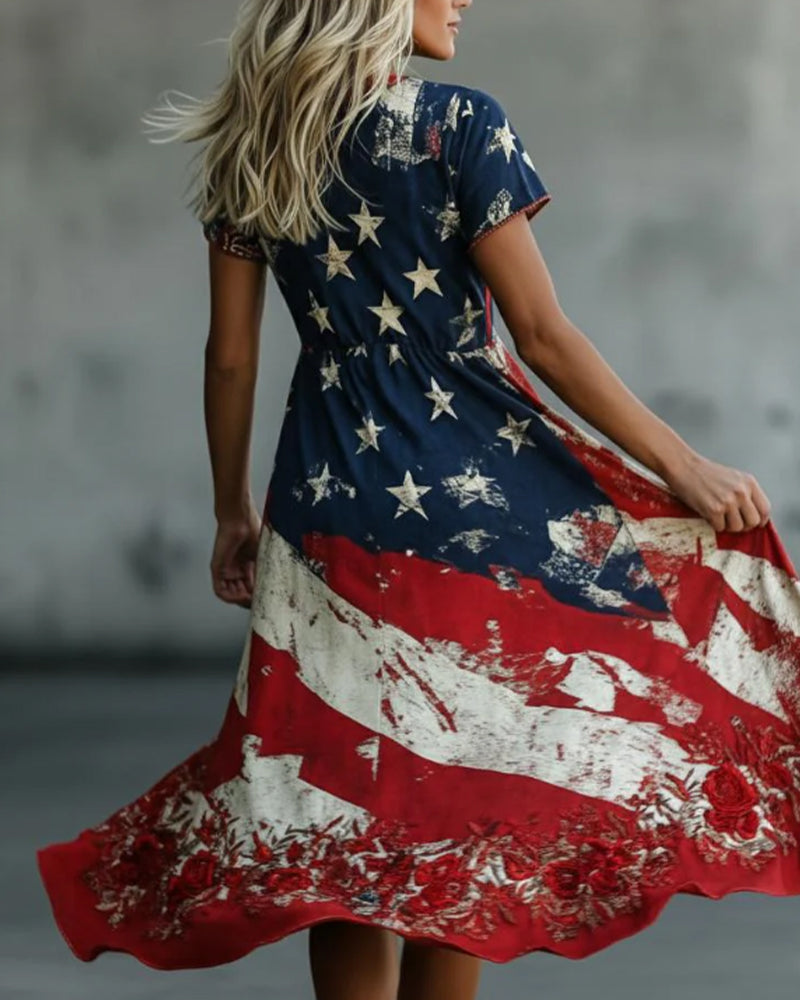 Robe Drapeau Col Rond Taille Coupe A