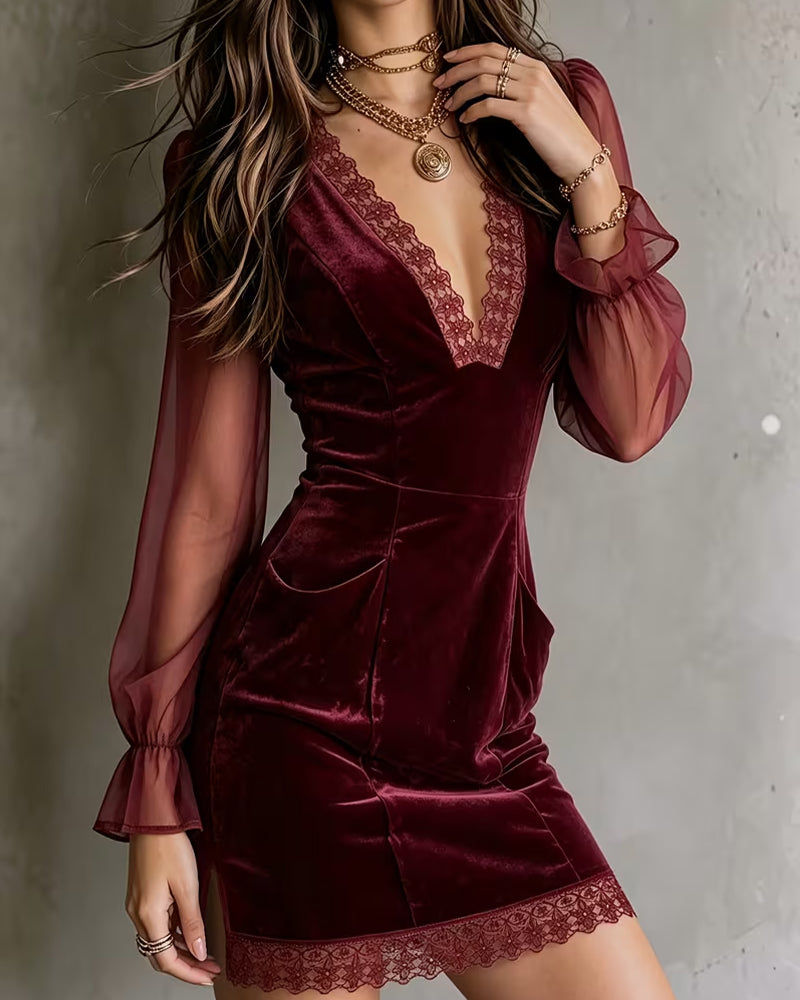 Robe Col V Slim Fit Dentelle Patchwork