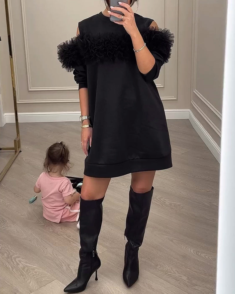 Robe de couleur unie à épaules dénudées