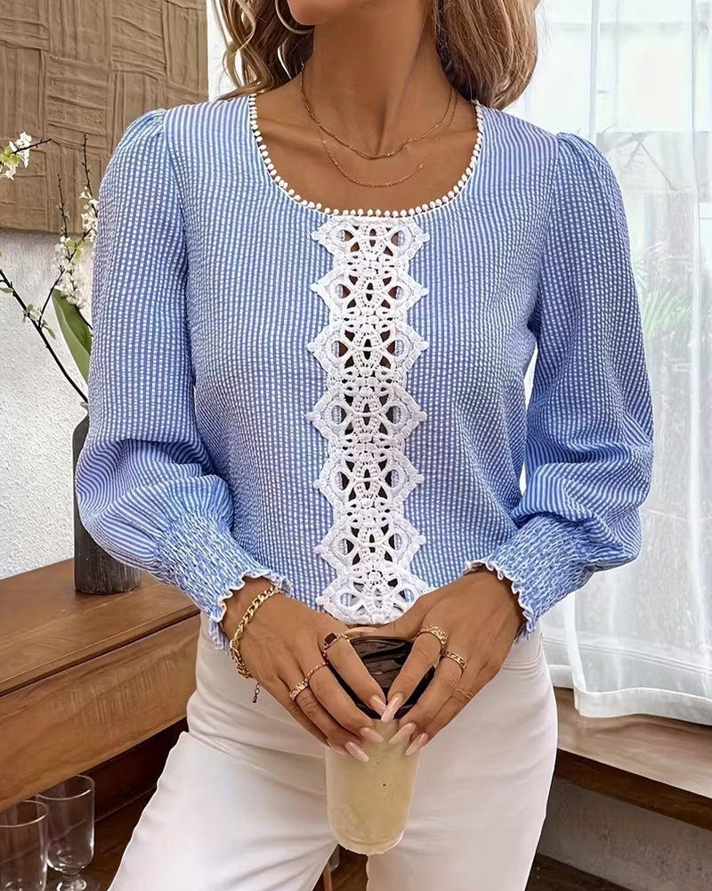 Blouse À Manches Bouffantes Rayée Avec Finitions En Dentelle
