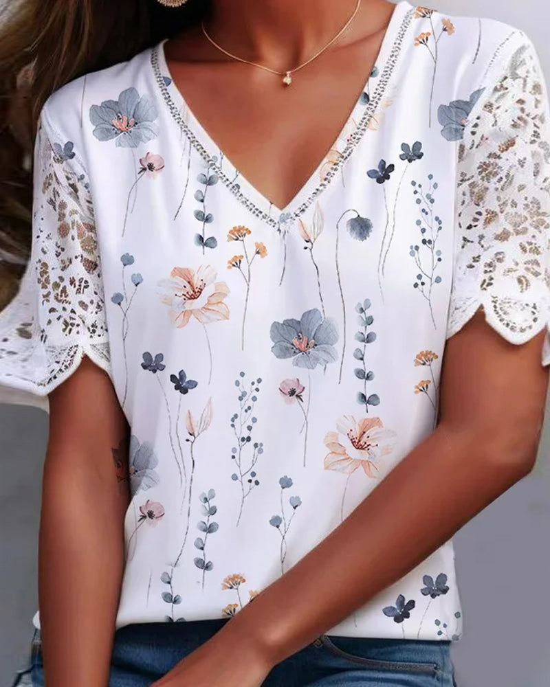 Chemisier avec patch de dentelle et impression