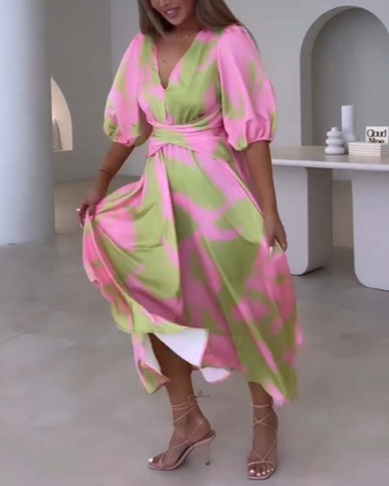 Robe élégante imprimée à manches mi-longues et décolleté en V