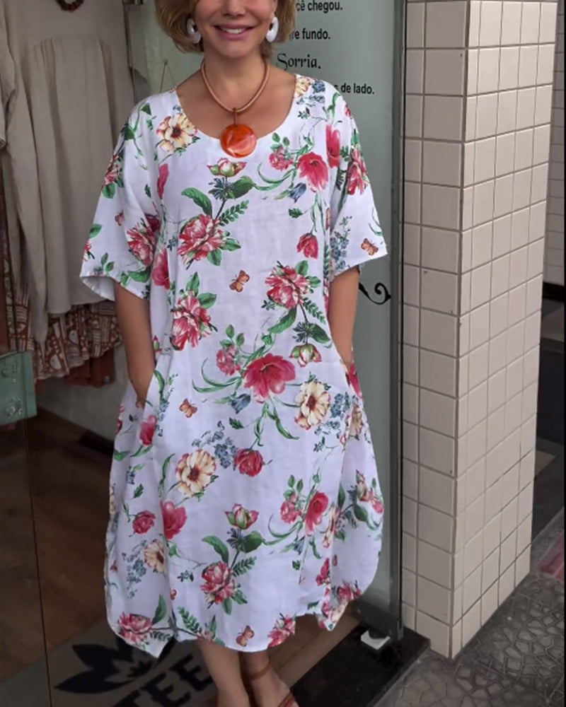 Robe à manches courtes à col rond et à motif floral