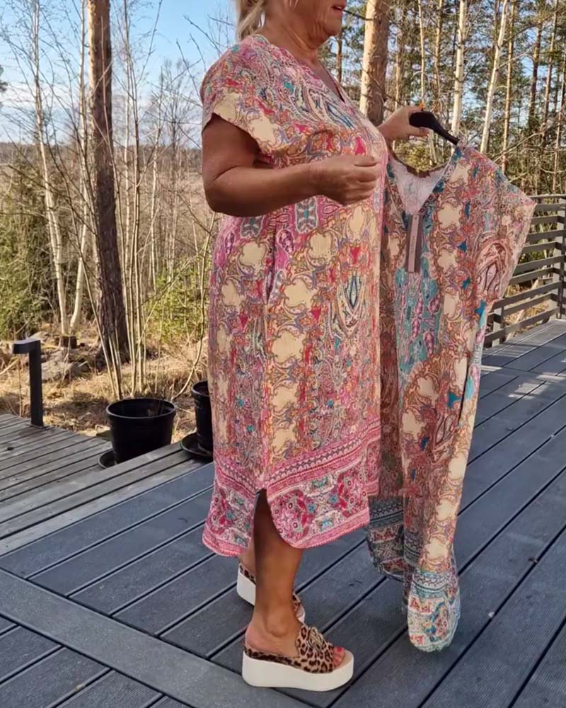 Robe Col En V Manches Courtes Imprimée Droite