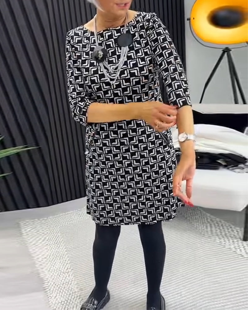 Robe à poches à col rond et imprimé géométrique rétro