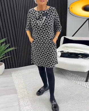 Robe à poches à col rond et imprimé géométrique rétro
